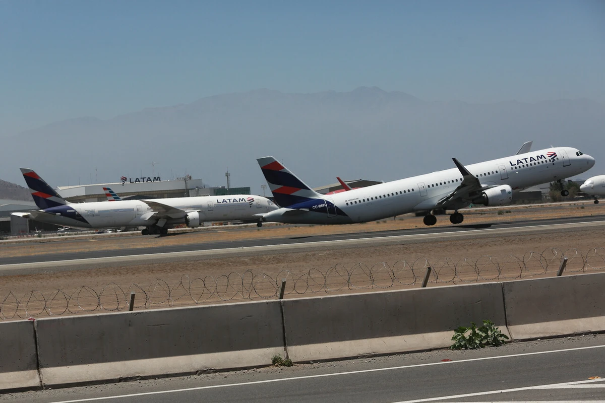 Reclamos aumentaron un 20%: Las aerolíneas que acumulan mayores quejas por cancelación de vuelos