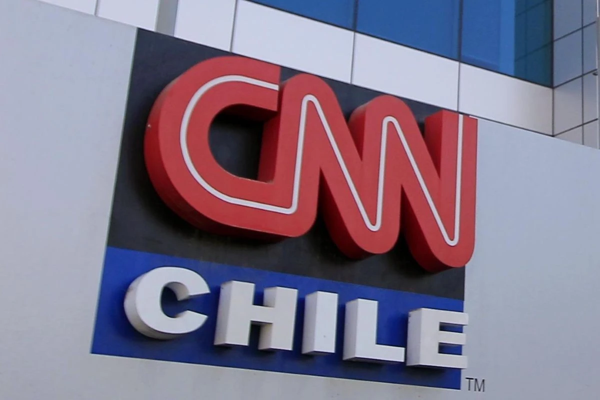 Jornada negra en CNN Chile: Despiden a emblemático rostro femenino del canal