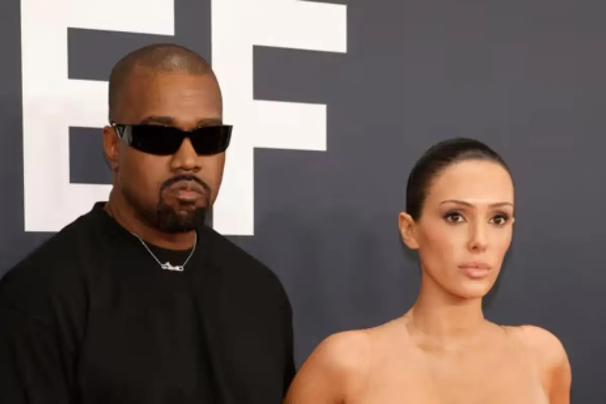 ¿Quién es Bianca Censori y por qué habría sido sacada de los Grammys 2025 junto a Kanye West?