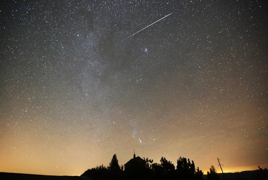 Asteroide 2024 YR: Lo que se sabe del cuerpo celeste descubierto desde Chile y que podría impactar la Tierra