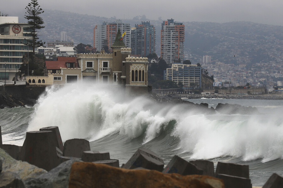 Escuela de tsunamis: Litoral de los Poetas certifica gratis y con práctica de riesgos costeros