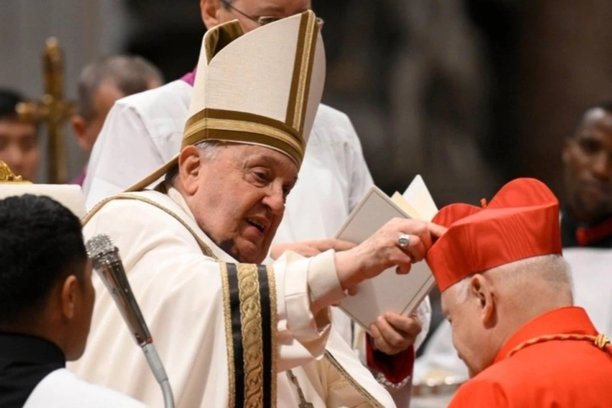 Papa Francisco se mantiene en estado crítico y ahora suma una insuficiencia renal