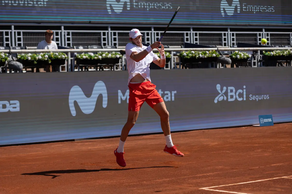 La angustia de Nico Jarry con su tenis tras quedar eliminado en la primera ronda del Chile Open