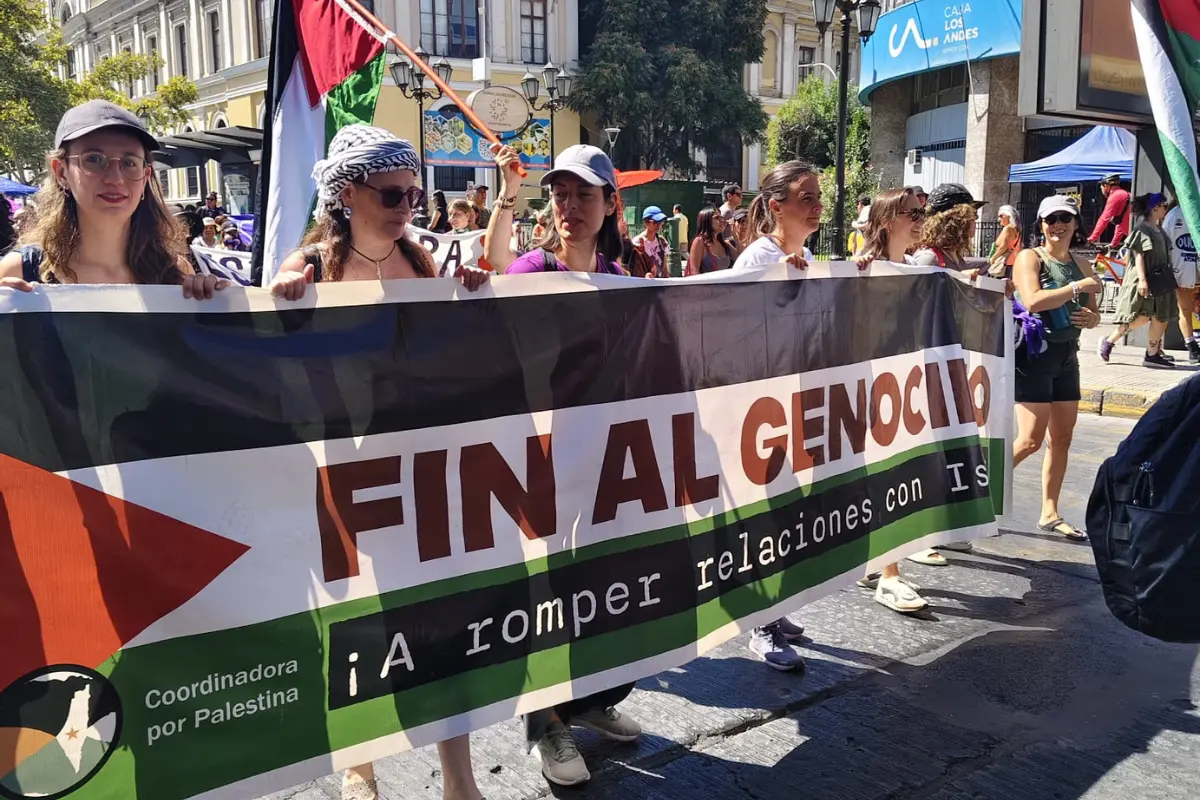 Bloque por Palestina se sumó a marcha del 8M: 