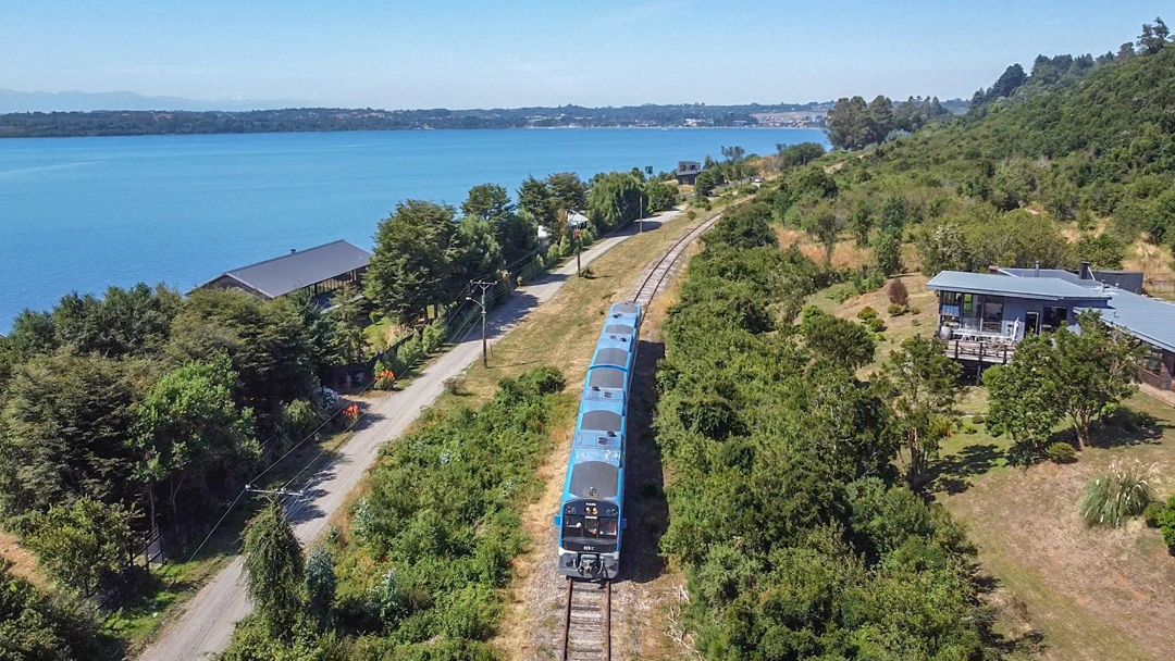 Tren Llanquihue-Puerto Montt comienza sus servicios este martes: Conoce los horarios y valores
