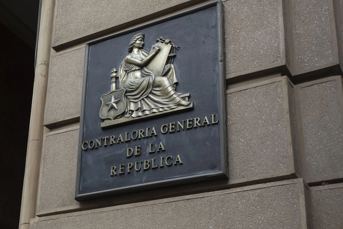 Desclasifican irregularidades en más de 30 municipios de Chile en período electoral: Este es el desglose de Contraloría