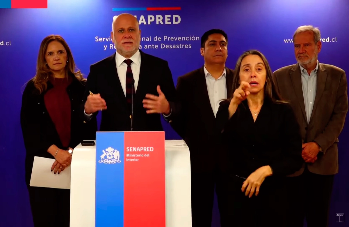 VIDEO| Gobierno cancela Alerta Roja tras terremoto y alerta de tsunami: “Pedimos a la gente estar atentas”