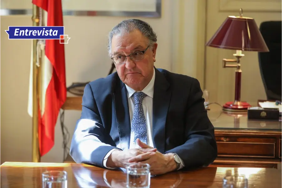 Francisco Huenchumilla y Comisión para la Paz : 