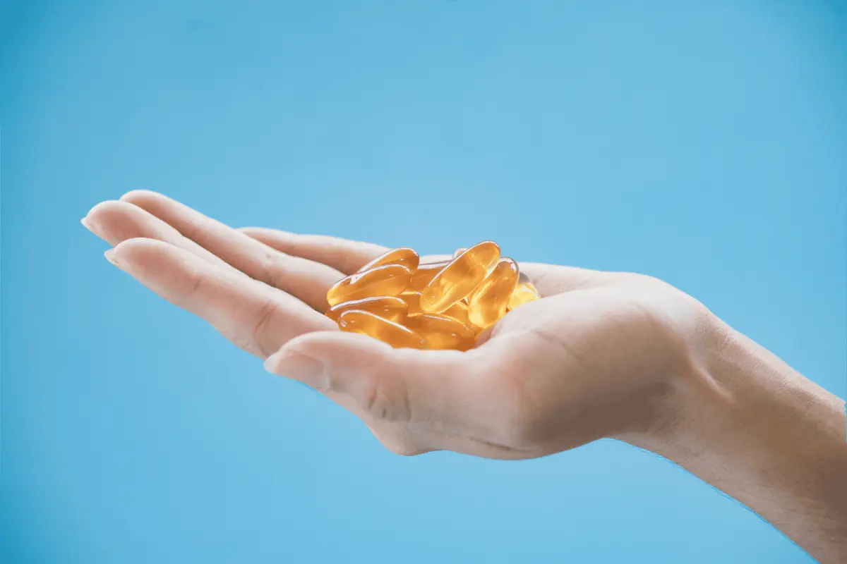 Expertos dermatólogos advierten sobre uso indiscriminado de vitamina D: "No todos deben suplementarse"