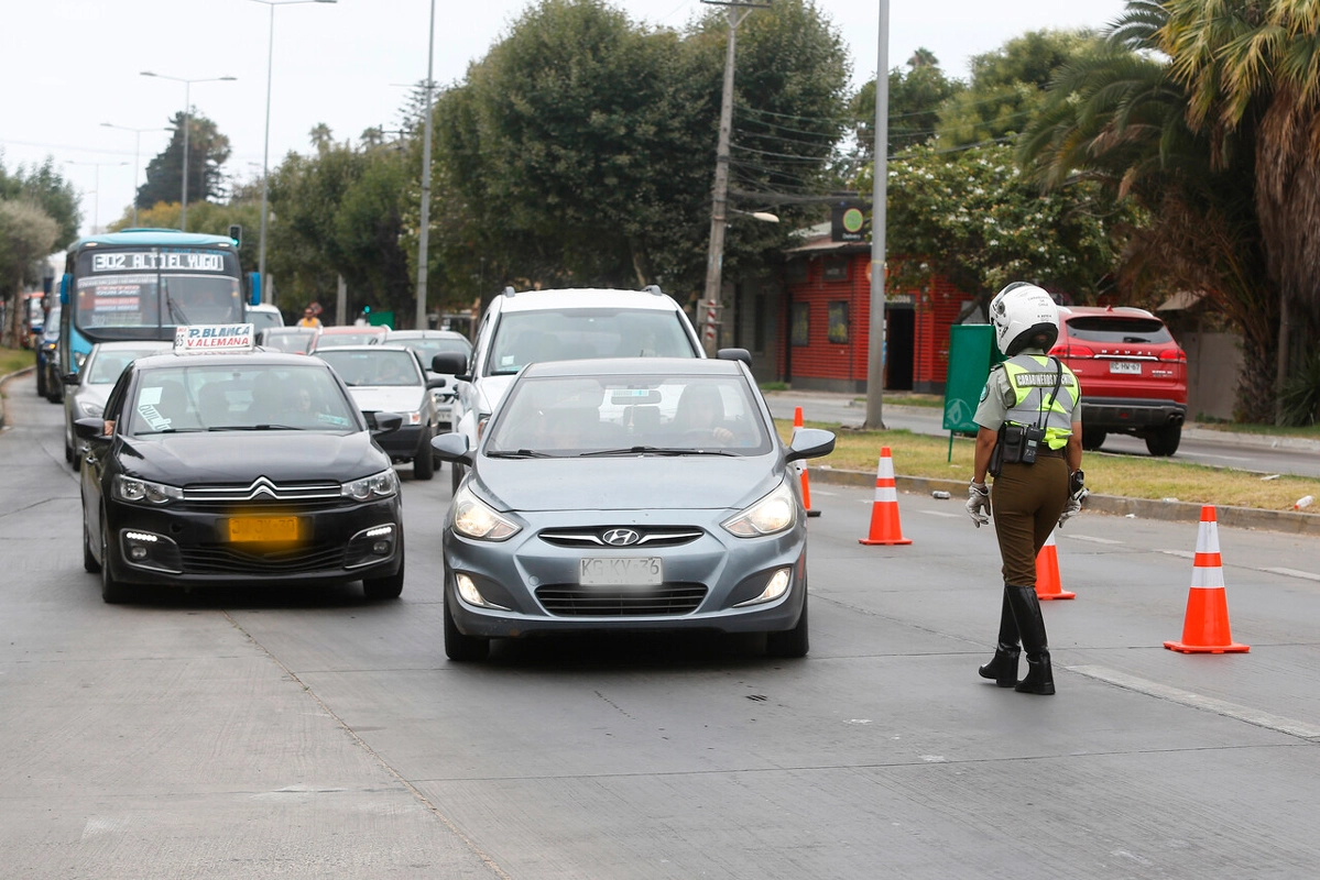 Restricción vehicular para este viernes 9 de mayo: Las patentes que no pueden circular por Santiago