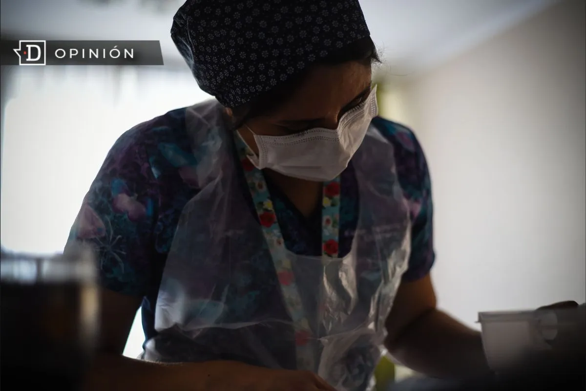 Líderes y gestoras invisibles: La paradoja de las enfermeras en el sistema de salud