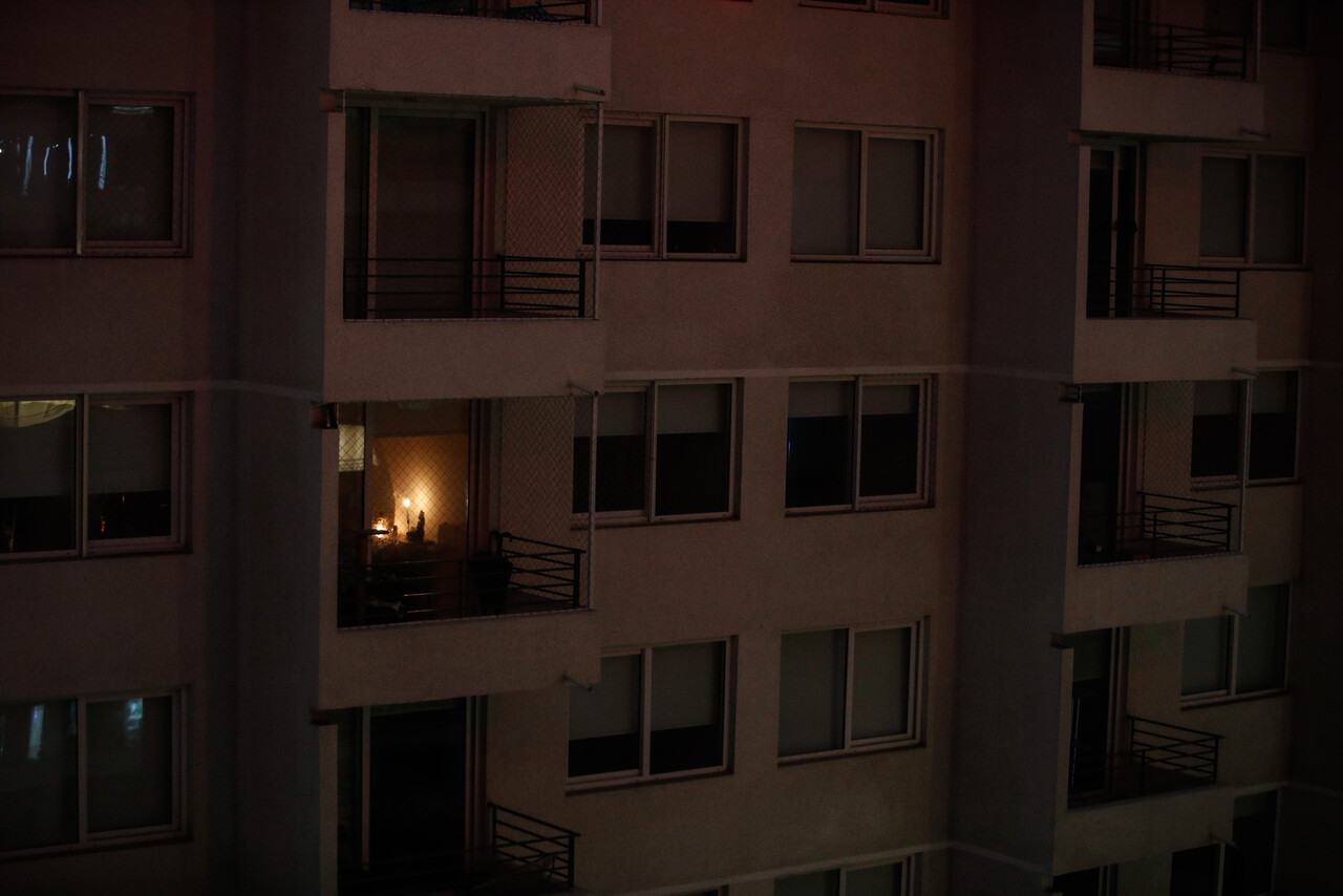Cortes de luz en Santiago: Enel anuncia interrupciones de servicio en sectores de 6 comunas este lunes 12 de mayo