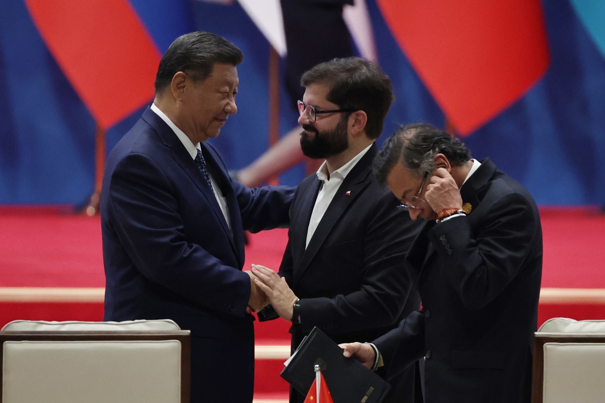 Presidente Boric busca exportar 900 nuevos productos a Japón y potenciar servicios, minería e IA con China en su gira asiática