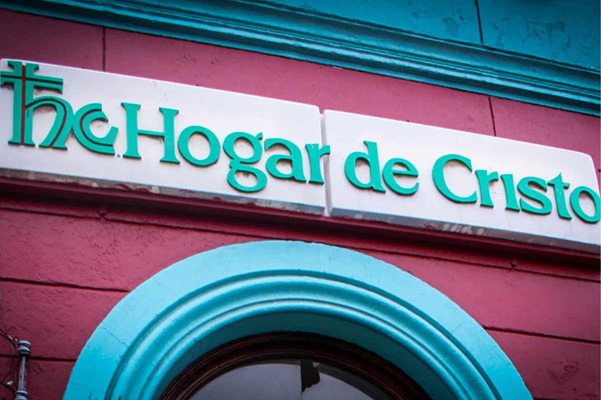 Hogar de Cristo en crisis por cierre de 14 hospederías ante falta de recursos: Diputados alertan al gobierno