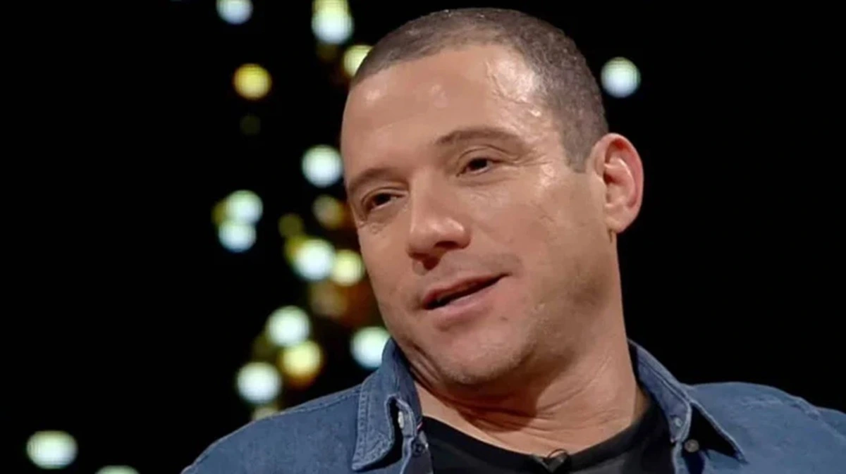 VIDEO| Julián Elfenbein congelado en CHV: Filtran que alto gerente lo sacó de pantalla por conversar con Mega