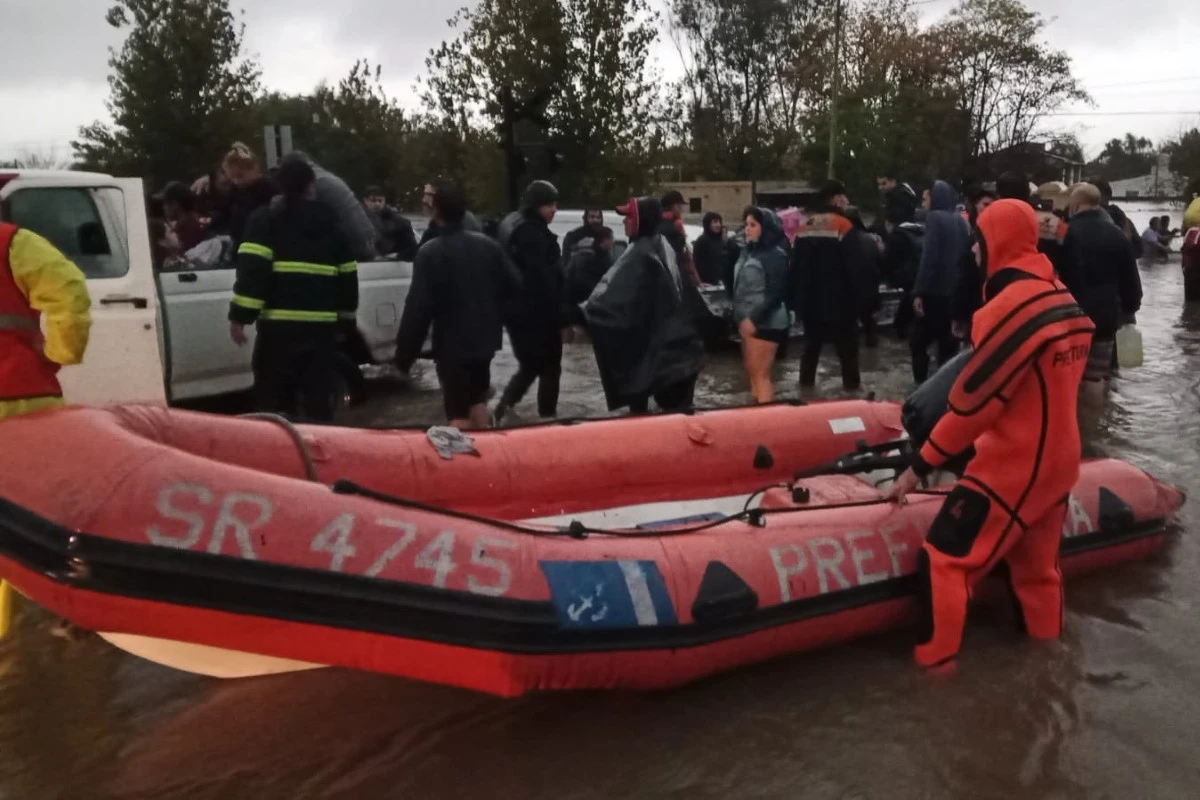 Ya son casi 3.000 las personas evacuadas por agresivo temporal en Buenos Aires
