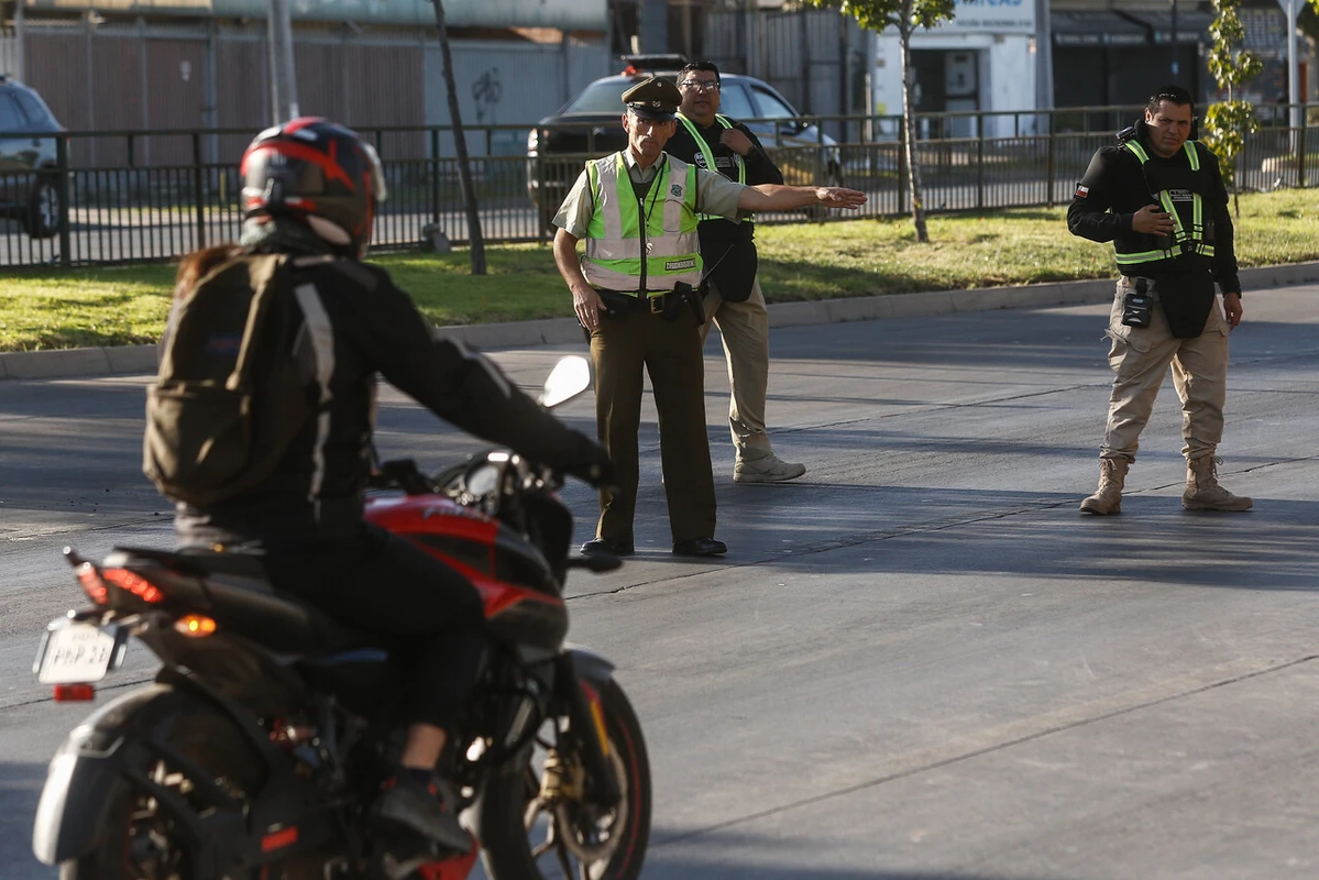 Restricción vehicular en Santiago lunes 19 de mayo: Si tienes esta patente, te arriesgas a multa