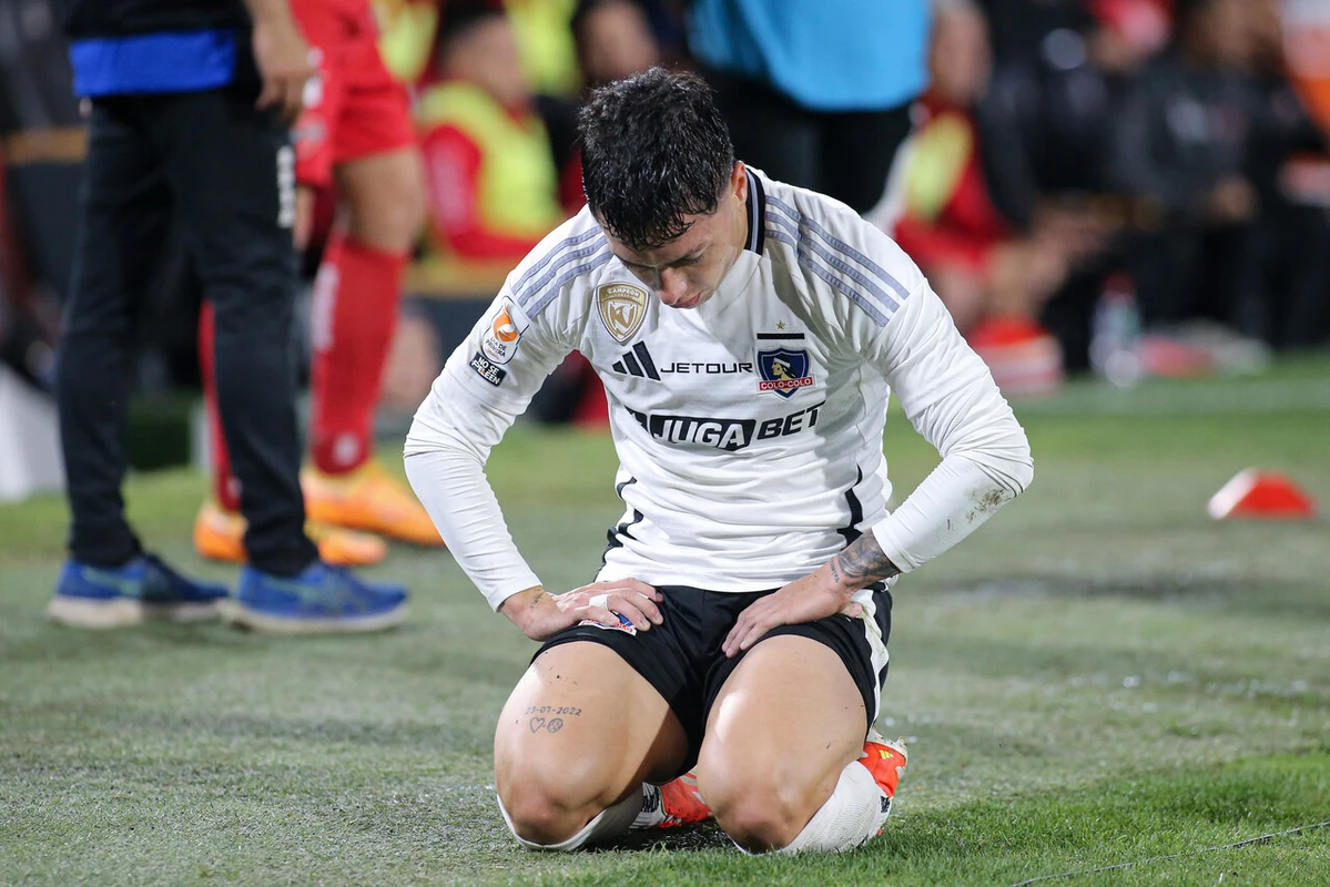 Colo Colo sigue sin ganar: Con angustia empata de local ante Ñublense y Almirón se va pifiado