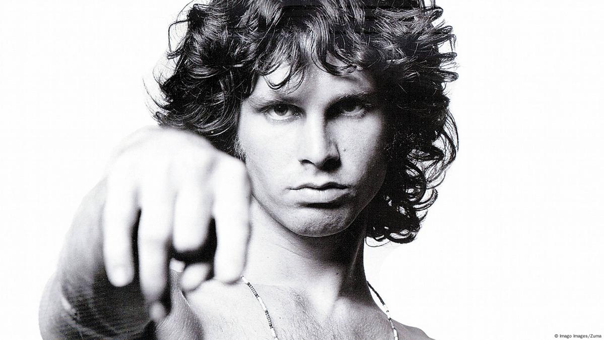 ¿Jim Morrison los ayudó? La insólita historia de cómo encontraron su escultura robada hace 37 años del cementerio