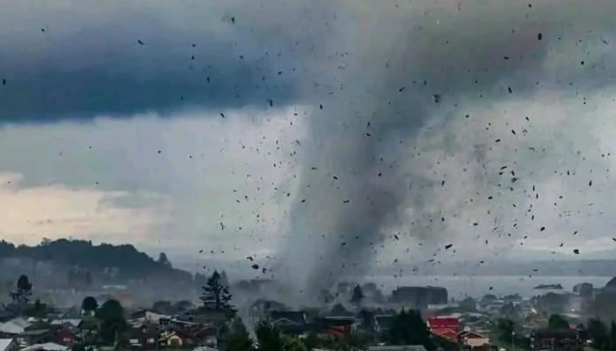 ¿Tornados en Santiago? Hay uno solo registrado, fue en 1893 y arrasó el jardín del rector de la Universidad de Chile