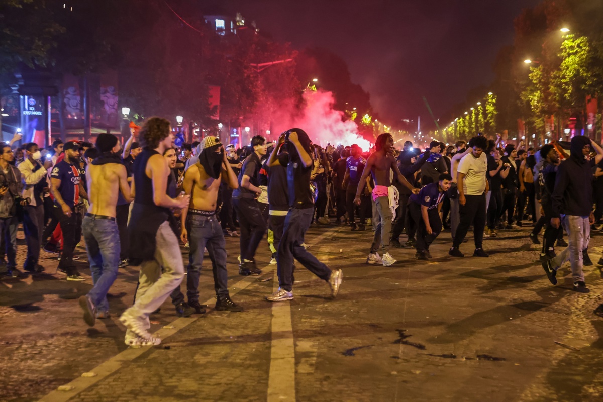 La política se mete en los graves incidentes en Francia tras festejos por el título del PSG en Champions