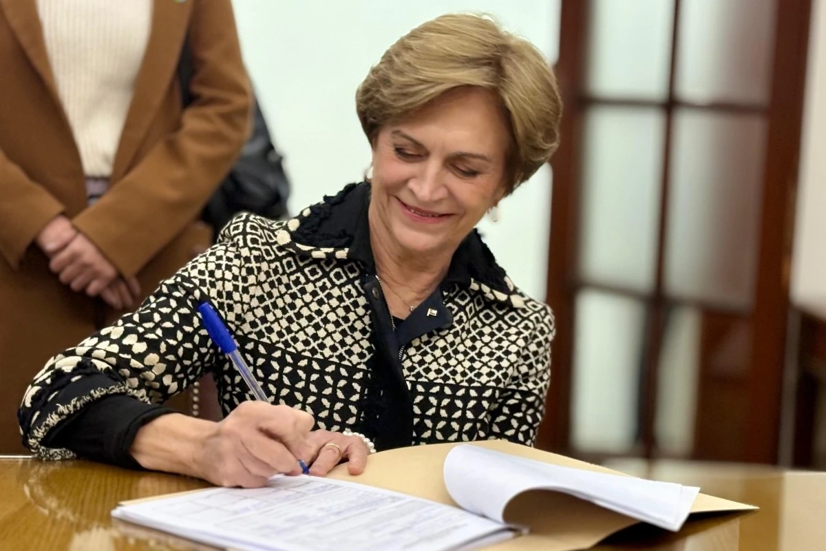 Matthei, primera precandidata en las derechas inscrita: “El Estado tiene que hacerle las cosas fáciles al sector privado”