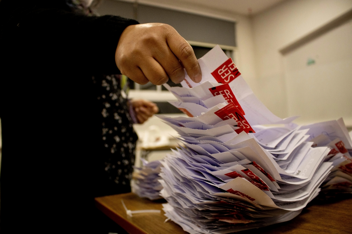 Primaria oficialista: 42% cree que de votación de fin de mes saldrá el próximo Presidente