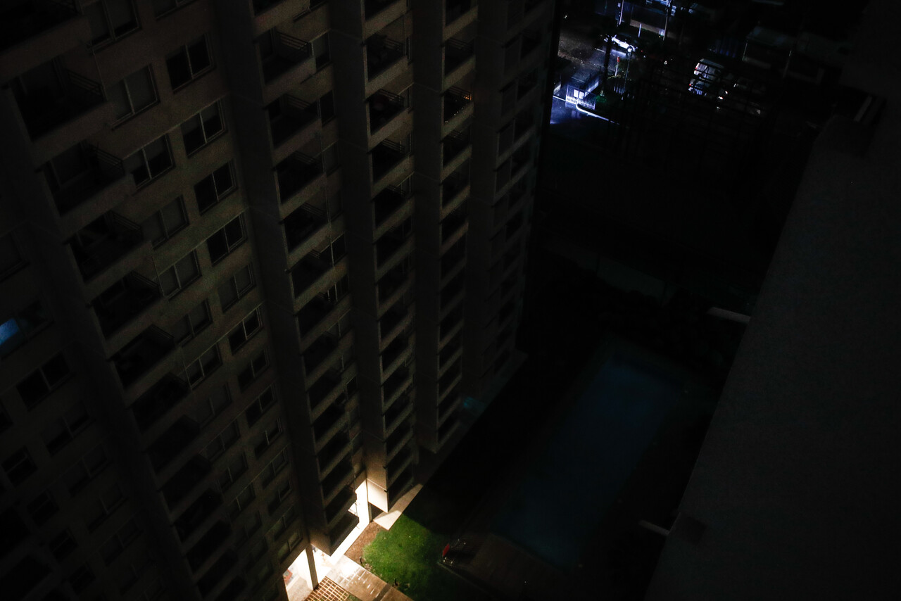 Cortes de luz en Santiago este viernes 6 de junio: Serán en sectores de 7 comunas y durarán hasta 7 horas