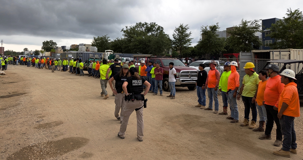 Fuertes críticas al gobierno de Puerto Rico por entregar datos de migrantes a EE.UU.