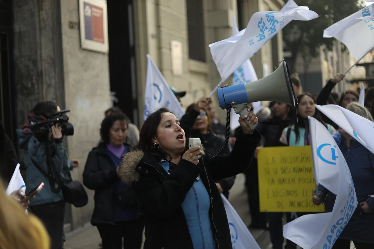 Tras paro de 48 horas de profesores Contraloría recalca que sueldos deben ser descontados