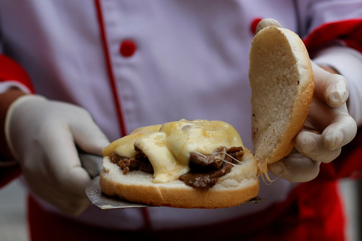 Día Nacional del Barros Luco este 9 de junio: ¿Por qué se festeja y a quién debe el nombre este sándwich?