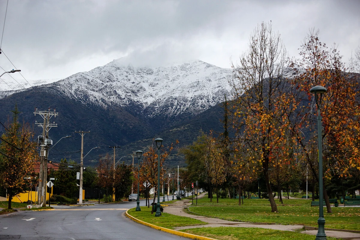 Delegado Durán anticipa temporal de viento y lluvia en Santiago: “Pudiera implicar una afectación al tendido eléctrico”