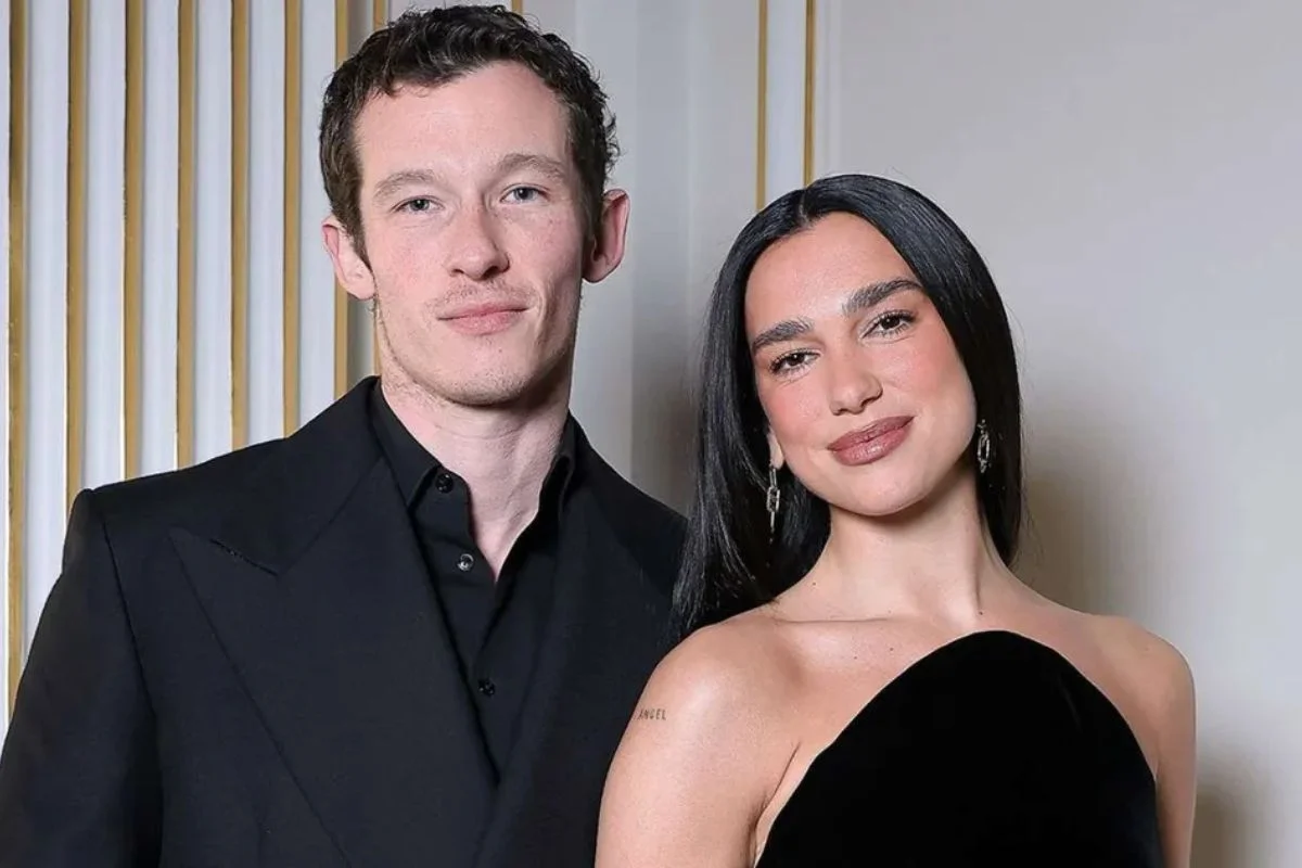 Quién es Callum Turner: El actor de Animales Fantásticos que se comprometerá con Dua Lipa