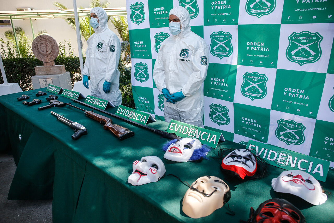 Graves errores en incautación de armas: Contraloría acusa incumplimientos de Carabineros y los denuncia al Ministerio Público