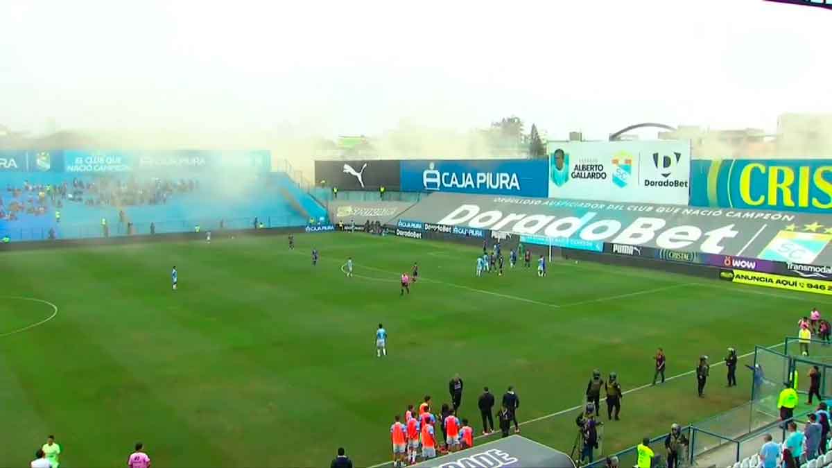 VIDEO| Impactante momento en partido de fútbol dejó el fuerte sismo en Lima que causó 1 muerto y 17 heridos