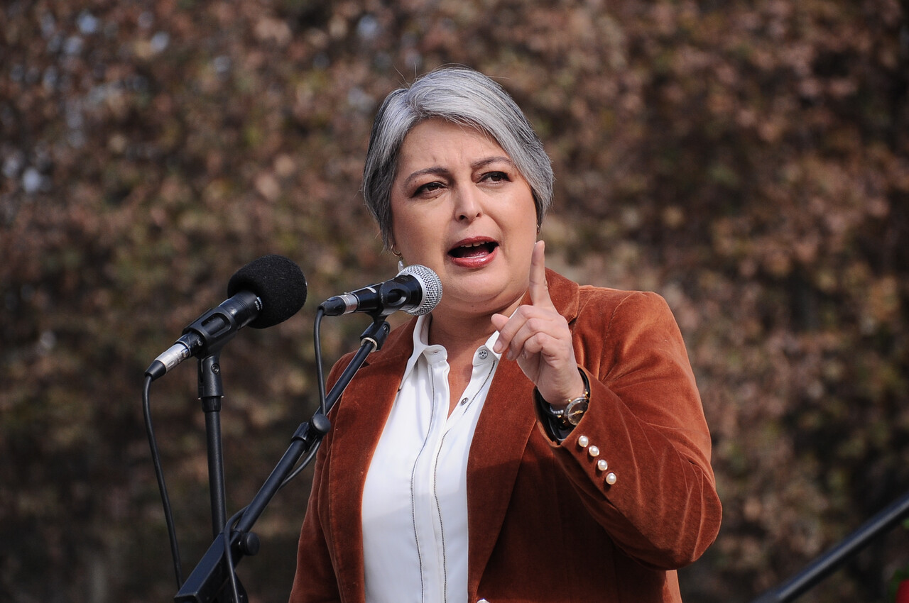 Jeannette Jara descarta sumar a Daniel Jadue a su comando tras cambios de cautelares: “No veo mucho sentido”
