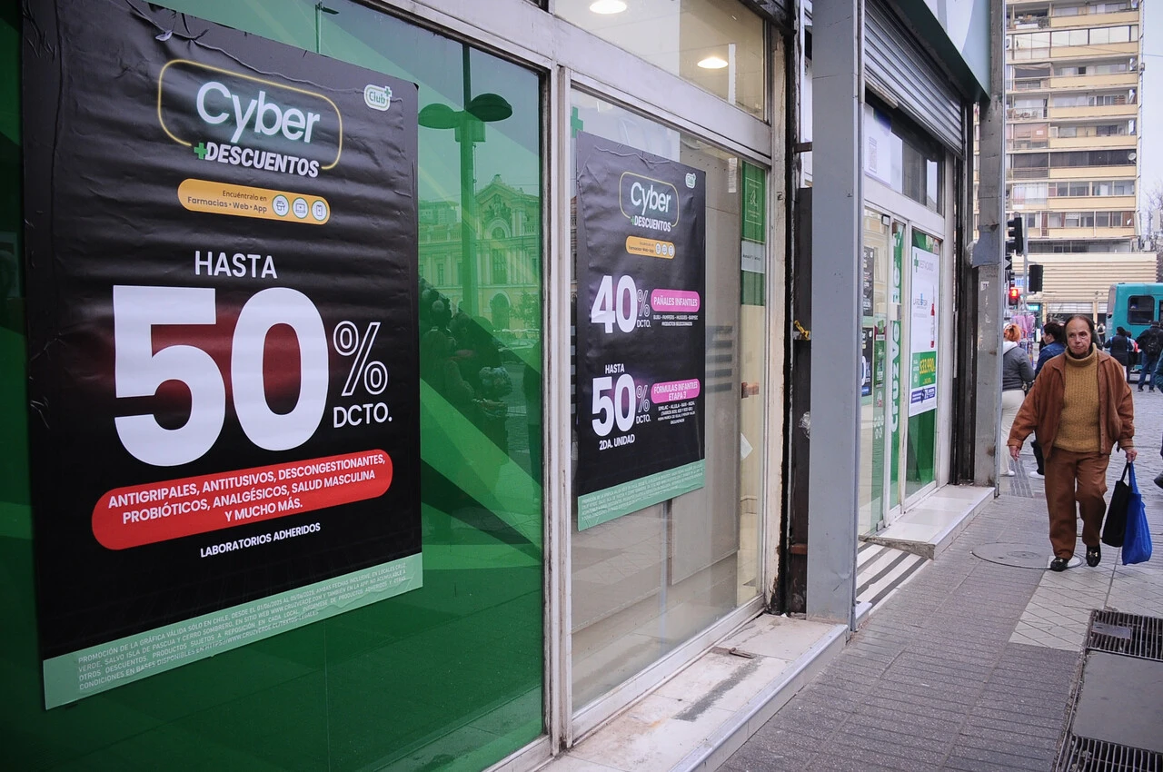 Paños fríos a la polémica por contribuciones: 95% de las propiedades en Santiago Centro podrían reducir sus pagos hasta en 50%