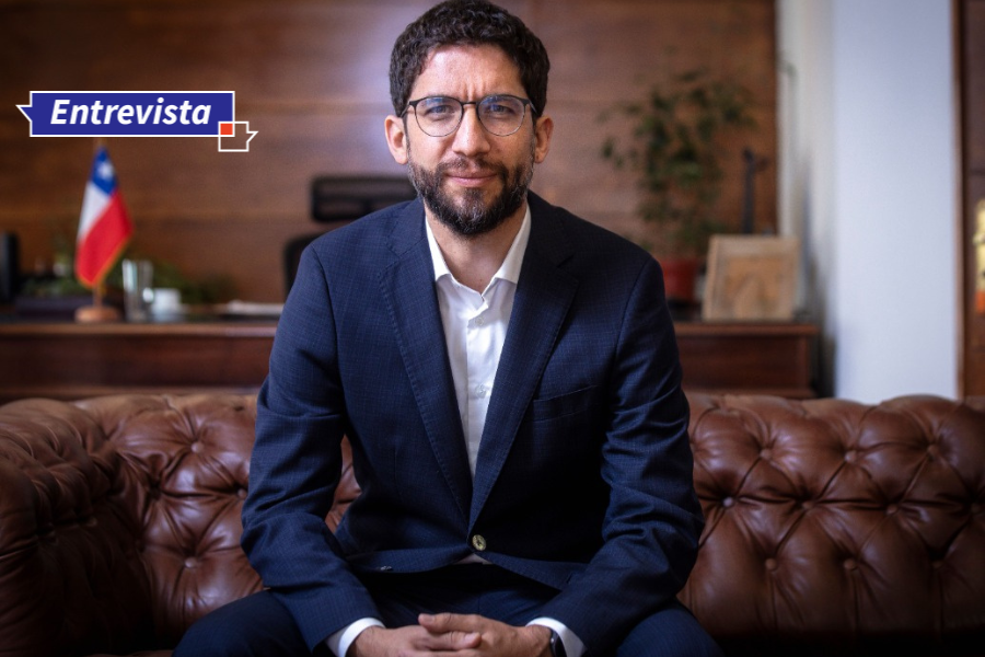 Ministro del Trabajo Giorgio Boccardo:  En Chile “una familia con sueldo mínimo ya no está bajo la línea de la pobreza”