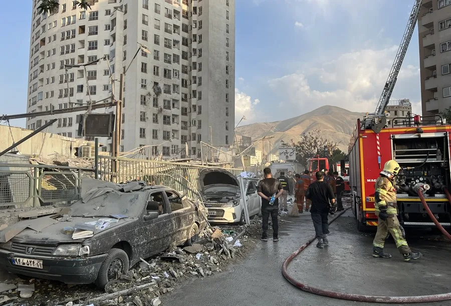 Trump y Estados Unidos cumplen su promesa al bombardear Irán: Pentágono advierte que seguirán actuando