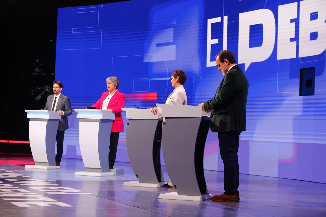 Para felicitar al ganador: candidatos oficialistas se movilizarán al comando vencedor luego de los resultados del domingo