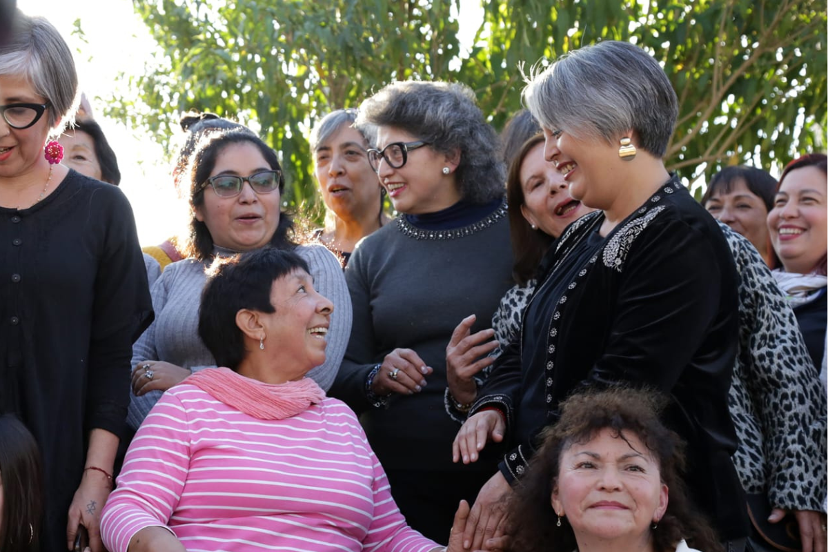 Una franja sin adornos: Jeannette Jara apostó por lo simple, directo y junto al Chile real