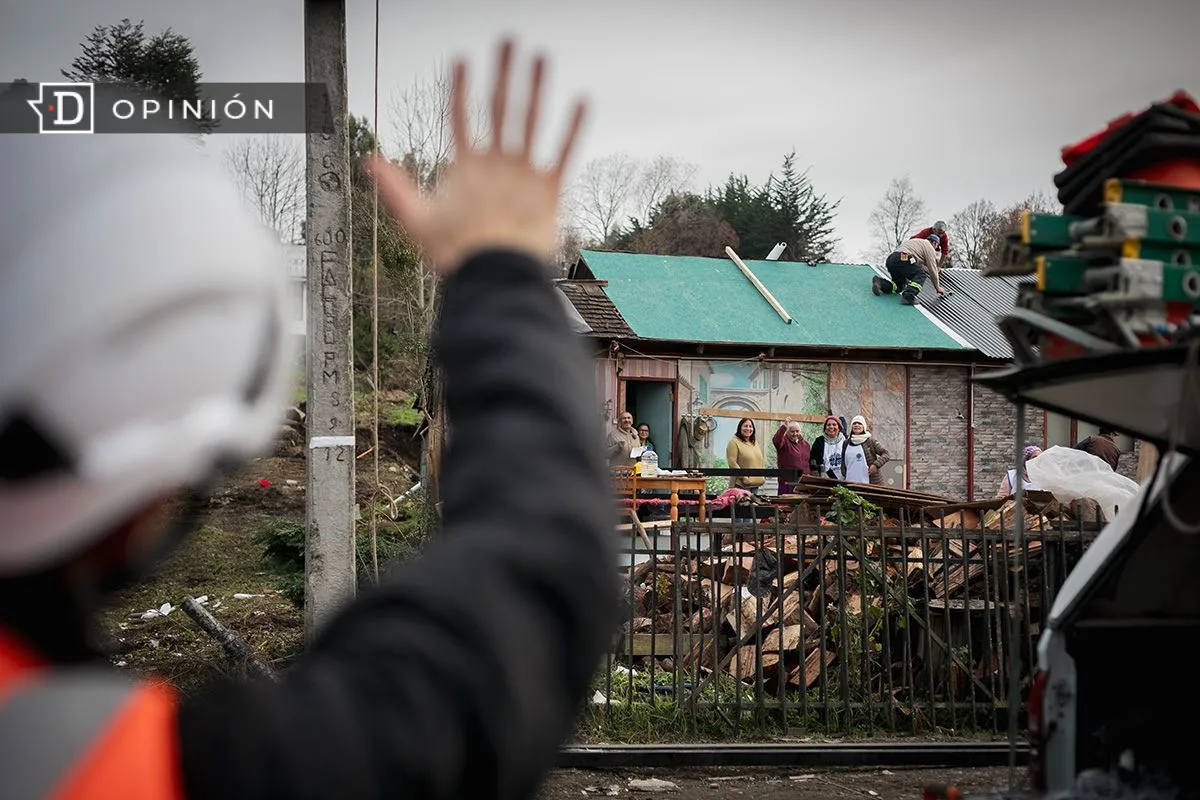A un mes del tornado, Puerto Varas se levanta con más fuerza que nunca