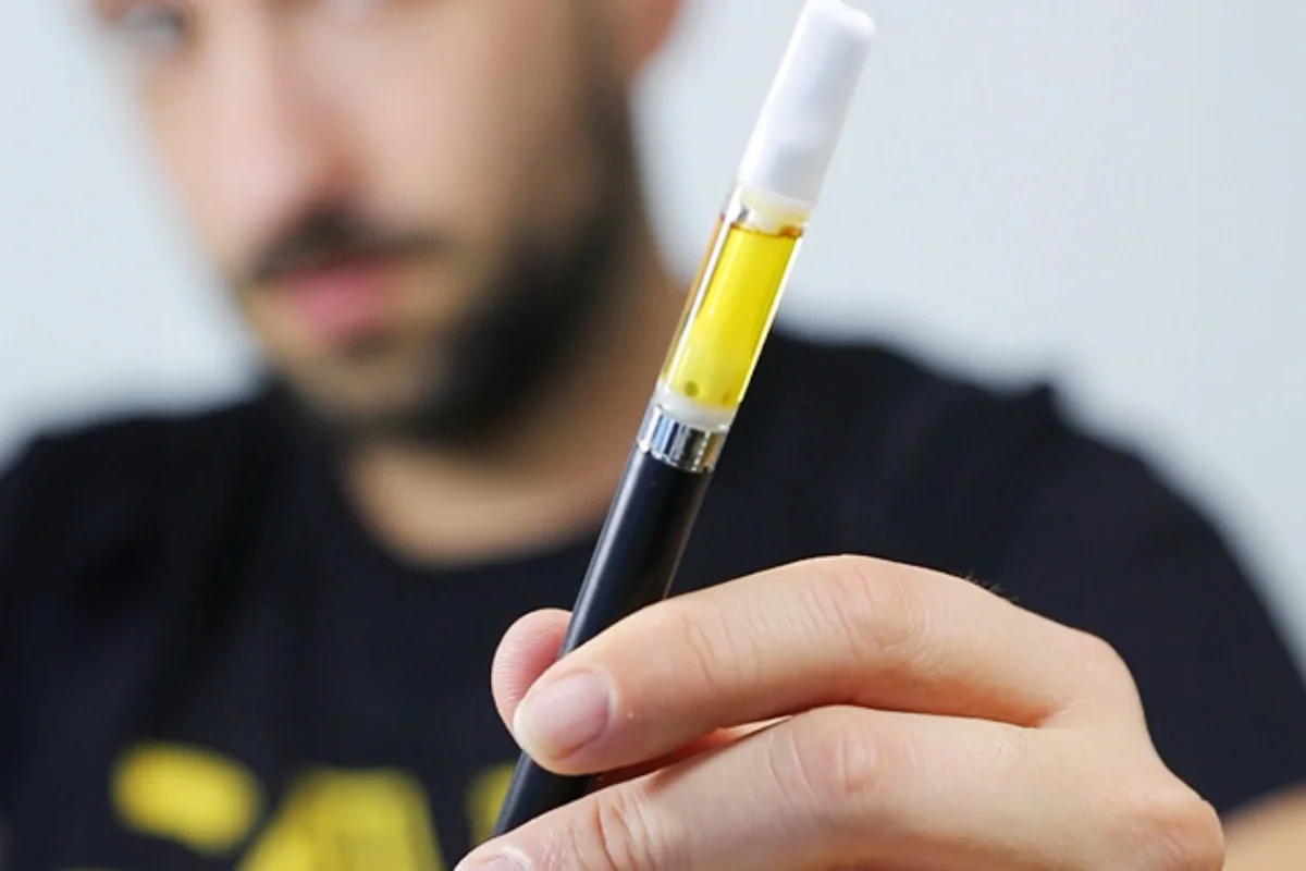 Sin olor y más potente: La variante sintética de la cannabis que enciende alerta por su toxicidad y pérdida de conciencia