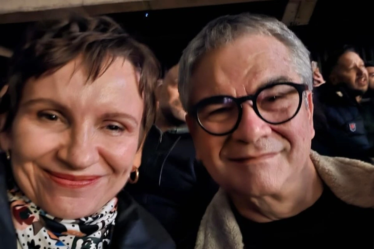 Tohá publica foto con Marcel en recital de Los Tres a horas de las primarias: 