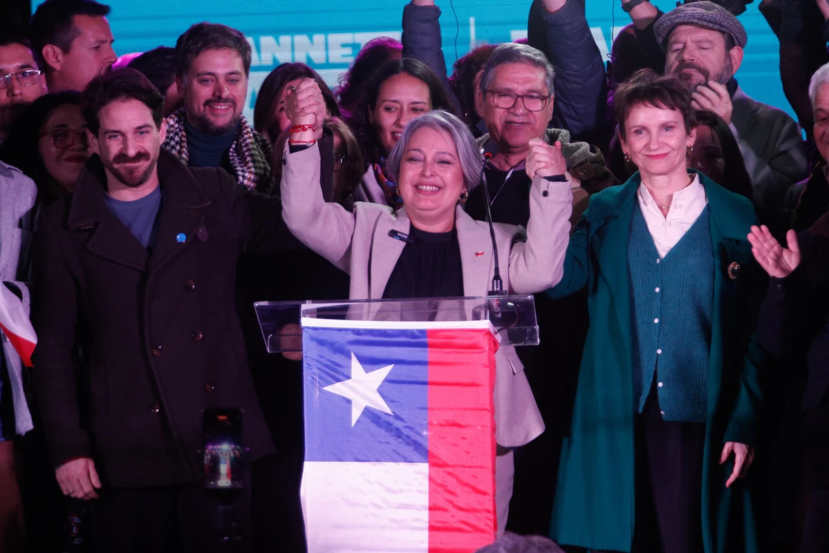Jeannette Jara muestra la unidad en la centro izquierda junto a Tohá y Winter: “Este camino lo hemos recorrido juntos”