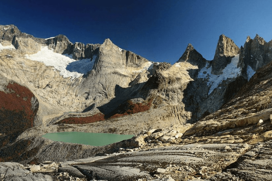 Torres del Avellano: Envían solicitud a ministra para proteger las “Torres del Paine” de Aysén