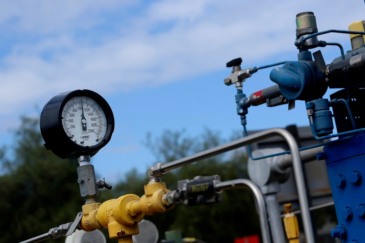 Argentina se queda sin gas por alta demanda en plena ola de frío y complica suministro para Chile