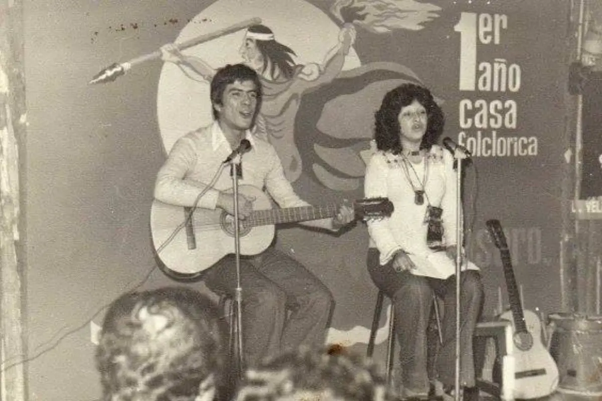 La historia inédita de las peñas de Valparaíso y cómo forjaron la Nueva Canción Chilena lejos de Santiago