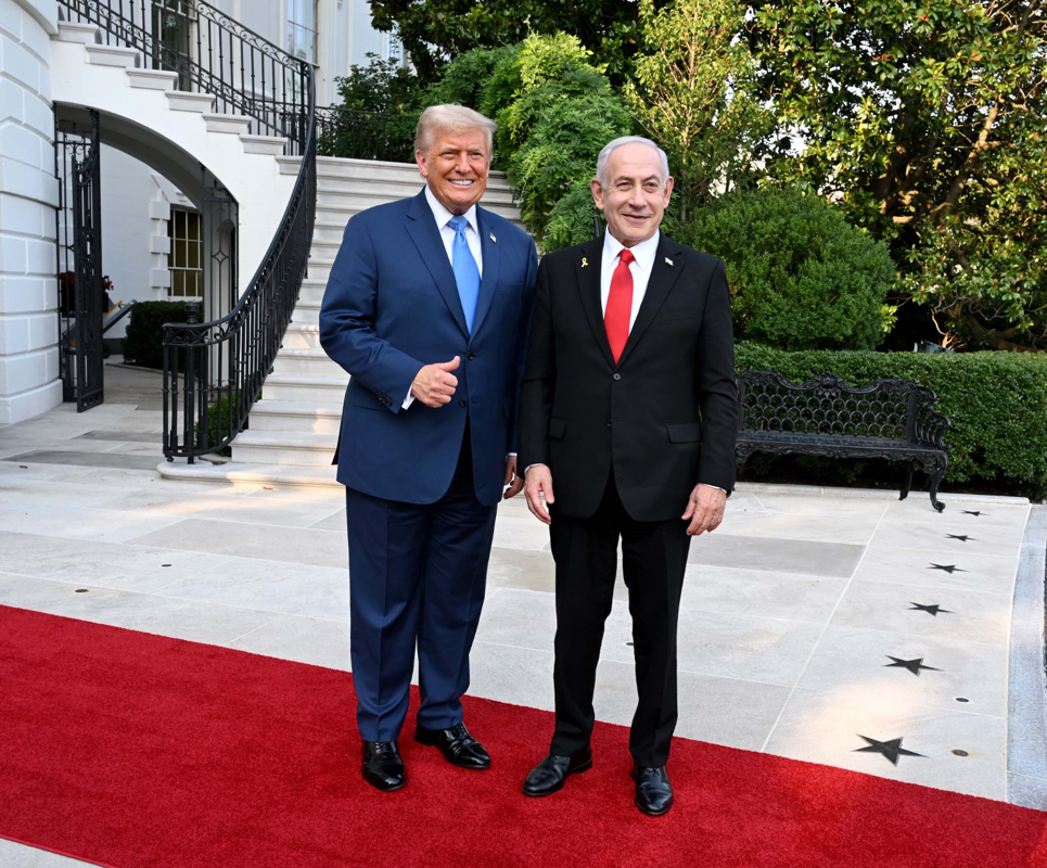 Trump recibe nominación al Nobel de la Paz de Netanyahu mientras Gaza suma más de 56.000 muertos