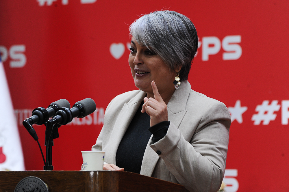 Jeannette Jara lleva su favoritismo a segunda vuelta: Data Influye adelanta empate técnico con Kast o Matthei